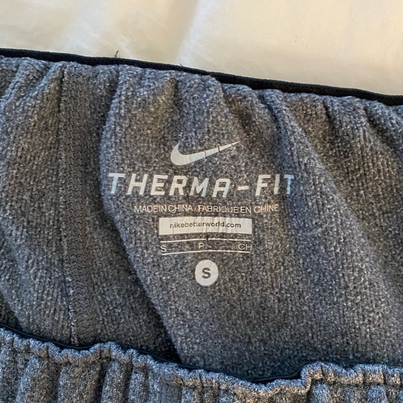 NIKE Grey Joggers - Picture 4 of 4